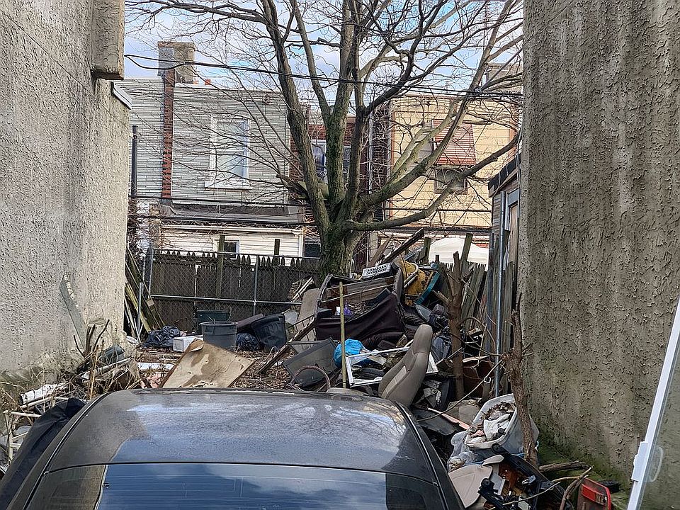 2nd image of 3333 A St