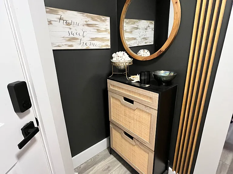 112 Forest Cv — Photo 2