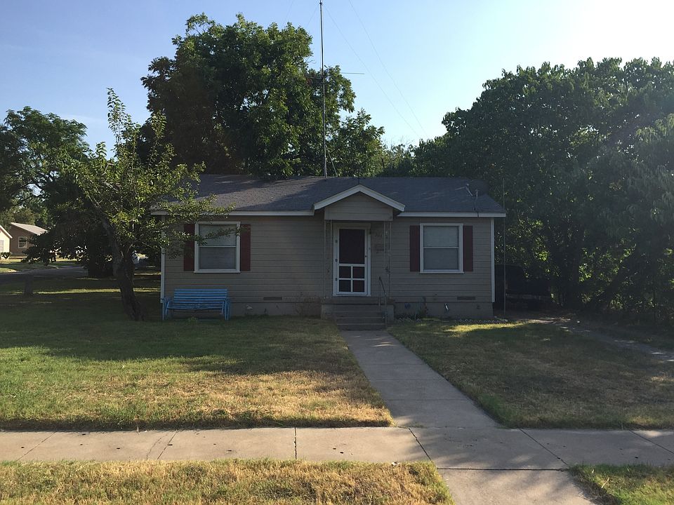 1st image of 304 Lorraine Dr