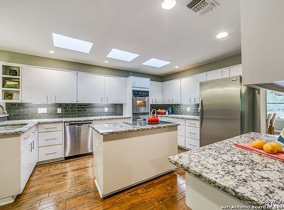 3rd image of 11422 Whisper Green St