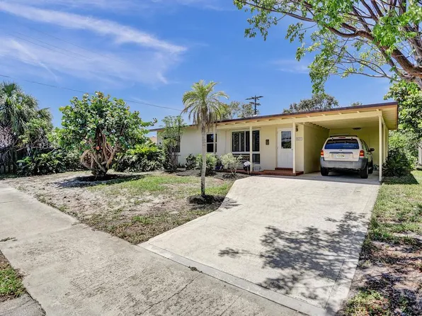 427 S Arnold Avenue, Lantana, FL 33462