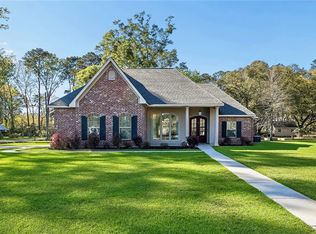 1704 Jackson St, Mandeville, LA 70448