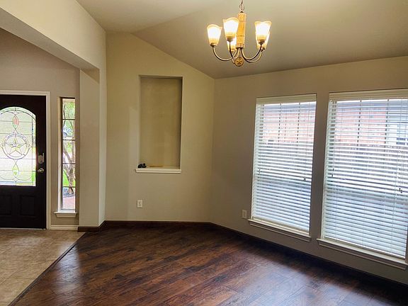 5th image of 24707 Lakecrest Bend Dr