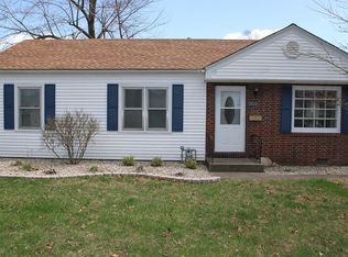 2312 S Spring St, Springfield, IL 62704