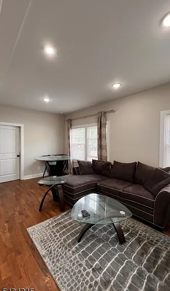 913 Union St #1 — Photo 8
