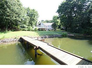 1257 Lake Front Dr, Catawba, NC 28609