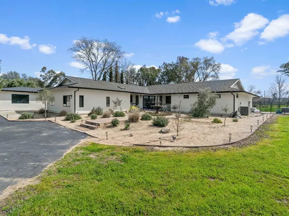 4305 Indian Creek Dr, Loomis, CA 95650