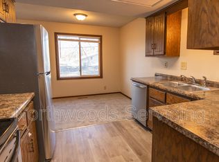 2209 7th Ave, Anoka, MN 55303