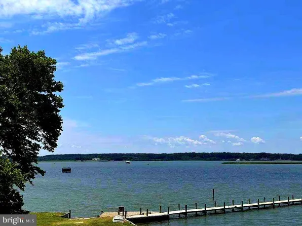 300 Woods Point Rd, Chester, MD 21619
