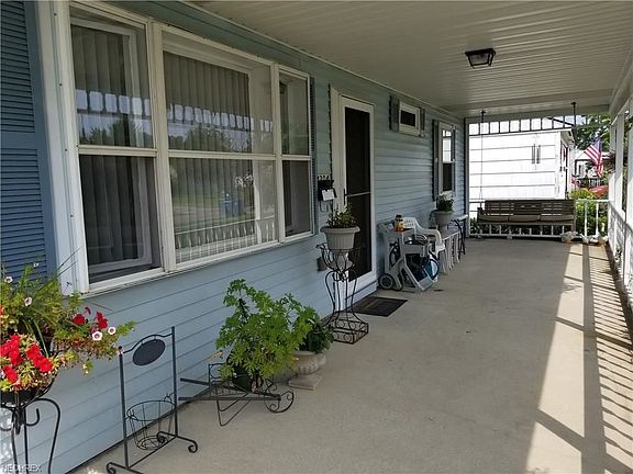 2nd image of 4204 Riverview Ln
