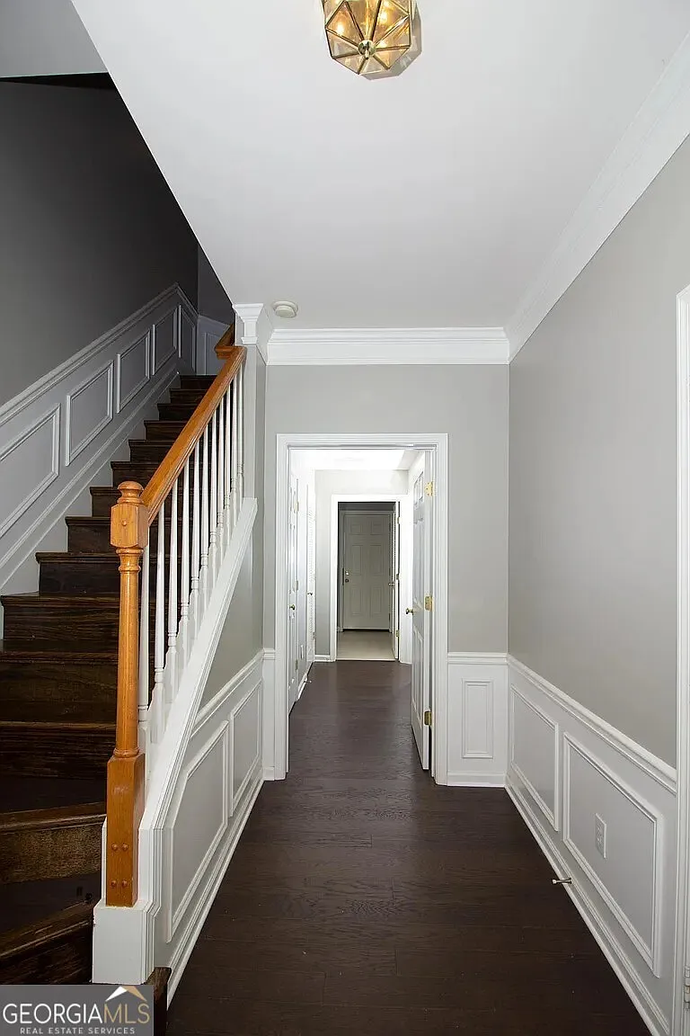 5142 Manerdale Dr SE — Photo 2