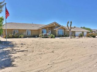 257 Calaveras Rd, Pinon Hills, CA 92372