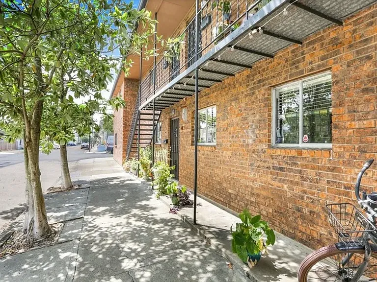 3903 Royal St — Photo 1
