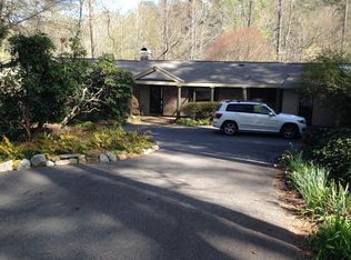 19 Pine Ridge Ln, Mountain brk, AL 35213