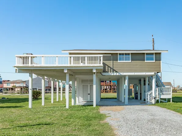 119 Nesmith Pl, Surfside Beach, TX 77541