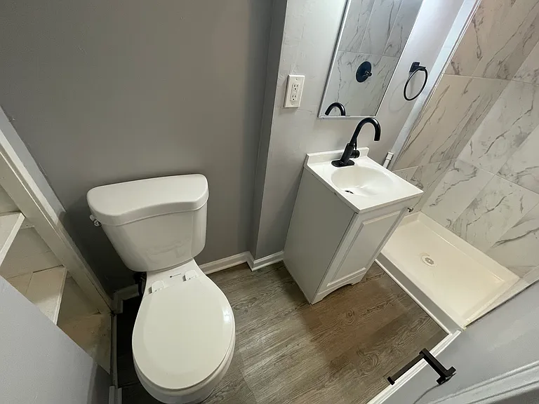 5303 Brooklyn Ave — Photo 11