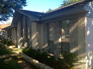 2307 Mockingbird Ln, Baytown, TX 77520