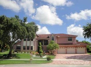 19320 NW 2nd St, Pembroke Pines, FL 33029