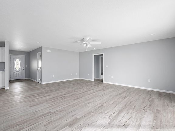 5th image of 3909 N Easy Living Ave