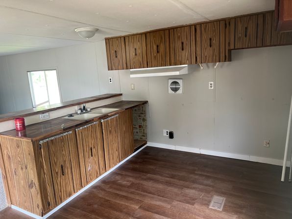 7 Skyline, Rolla, MO 65401