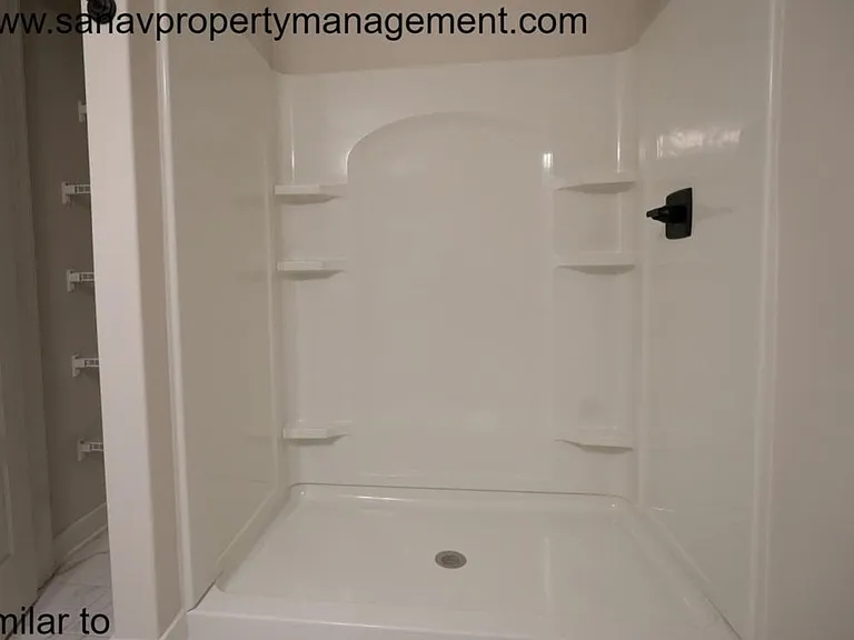 1169 Kierland Ave — Photo 10
