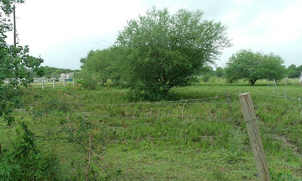 1st image of 600 County Road 6042