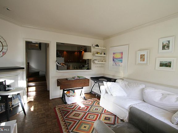 5th image of 340 N Saint Asaph St