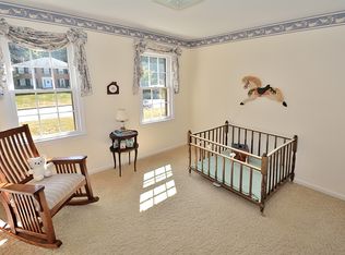 10308 Shesue St, Great Falls, VA 22066