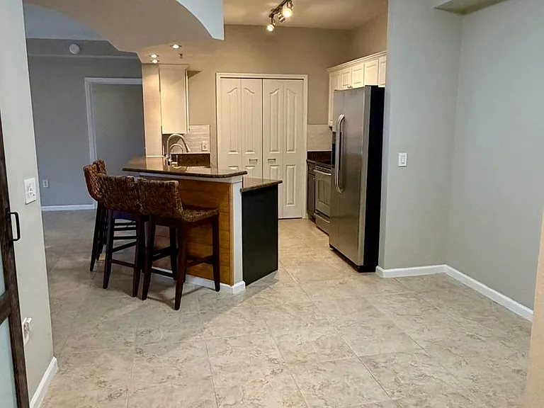 12965 Positano Cir #201 — Photo 8