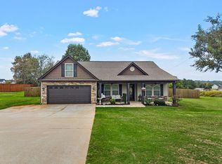 410 Roys Pl, Wellford, SC 29385