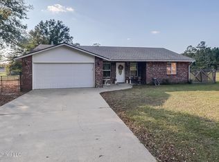 104 Hayden Dale Rd, Wiggins, MS 39577