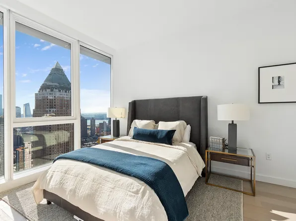 242 West 53rd Street image 6 of 18