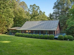 52 Blueberry Ln, Rabun Gap, GA 30568