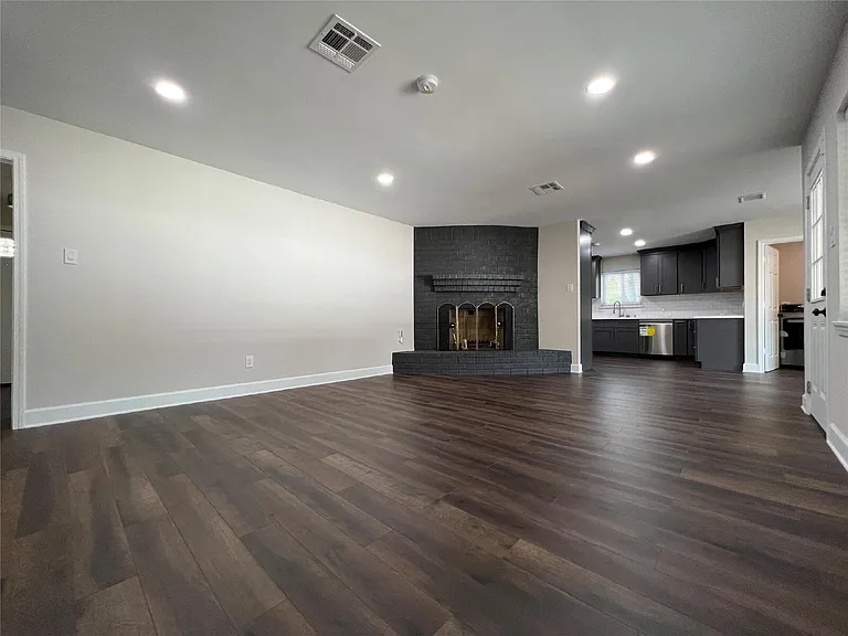 10903 Albury Dr — Photo 11