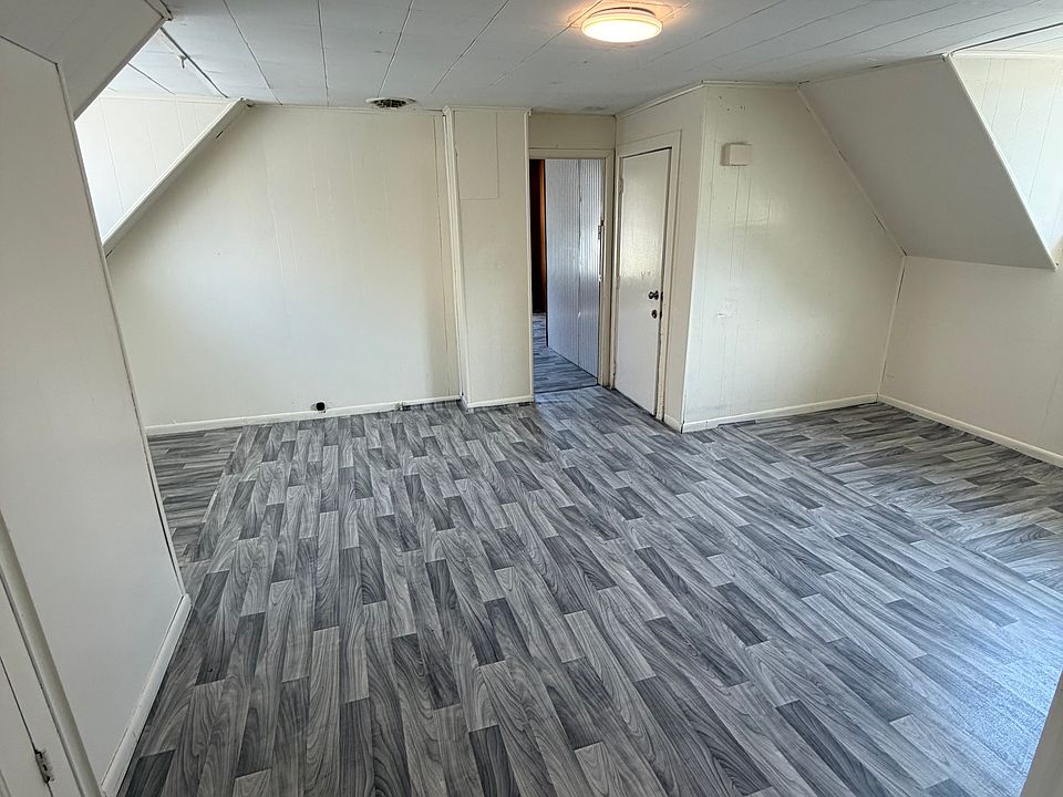 1st image of 114 Landon St #U