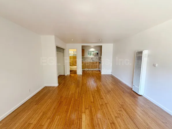362 N San Vicente Blvd APT D, West Hollywood, CA 90048