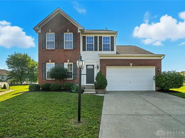 82 McCullough Dr, Springboro, OH 45066