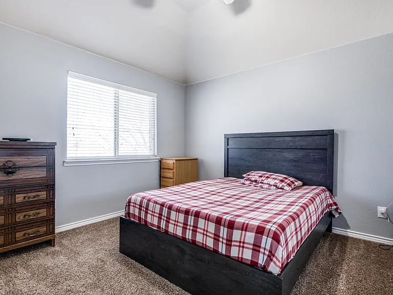 7801 Riverwalk Trl — Photo 22