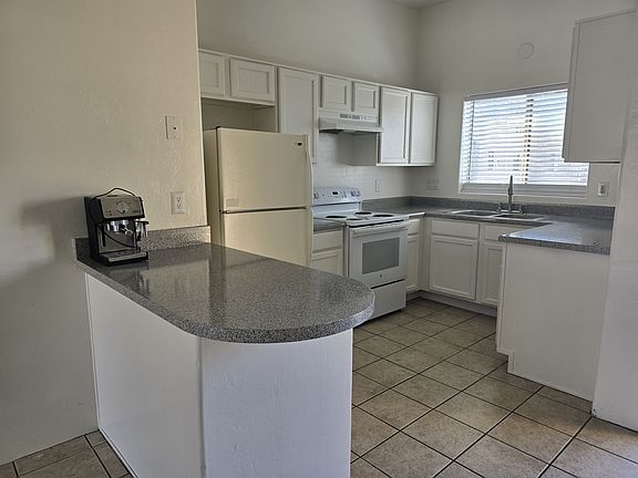 Open Kitchen