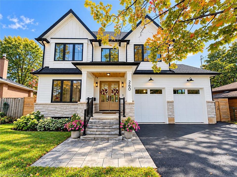 1st image of 260 Kent Cres