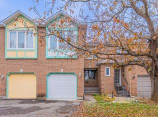 32 Ashpark Cres, Ottawa, ON K1T3N8