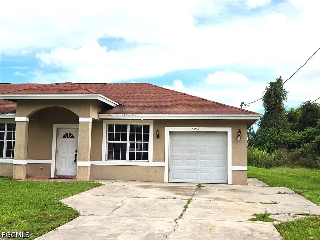 3 bed, 3.0 bath, 1204 sqft, $1,800 — Photo 2