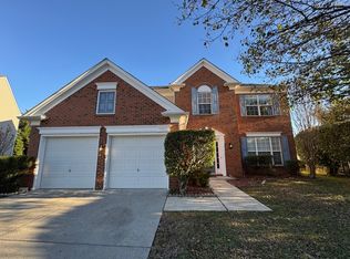 10016 Heatherly Ct, Charlotte, NC 28277