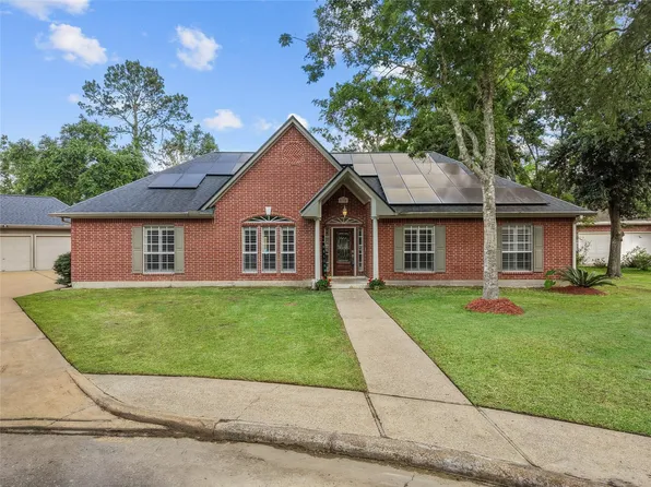 816 Sherwood Forest Dr, Dickinson, TX 77539