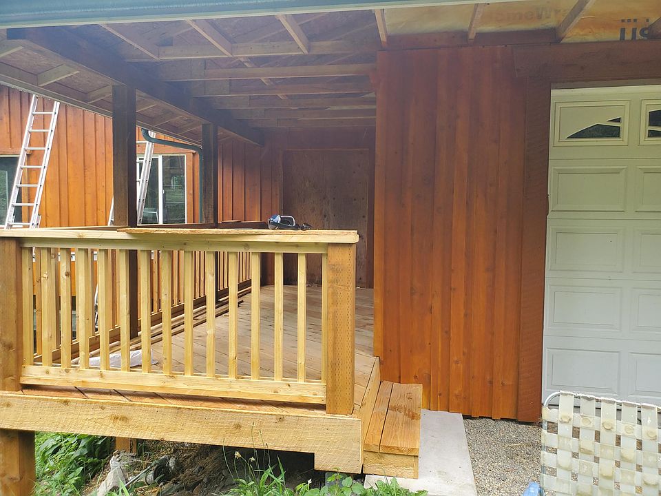 Natural Cedar Siding 