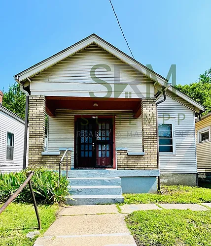 1735 W Hill St Photo 1 1735 W Hill St Photo 1