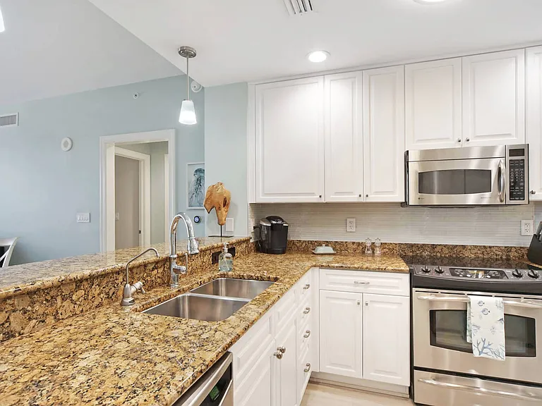 5793 Cape Harbour Dr — Photo 9