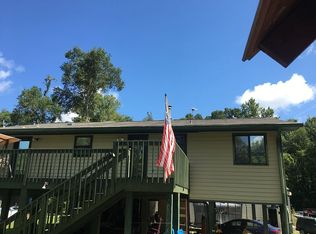 28 Wildflower Ln, Crawfordville, FL 32327