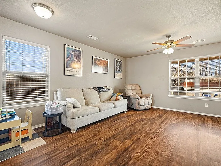 5406 Monaco Ln — Photo 7