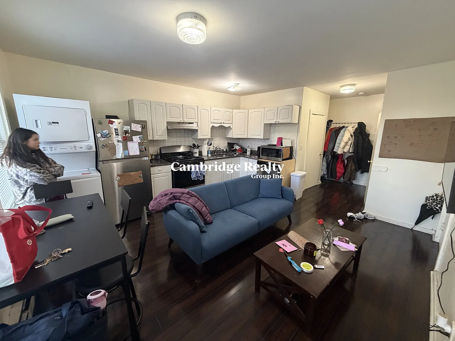 3 bed, 1.0 bath, $4,800 — Photo 2
